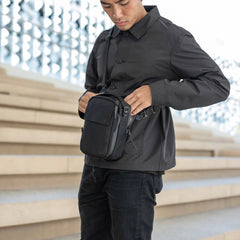 Kompak Crossbody Bag