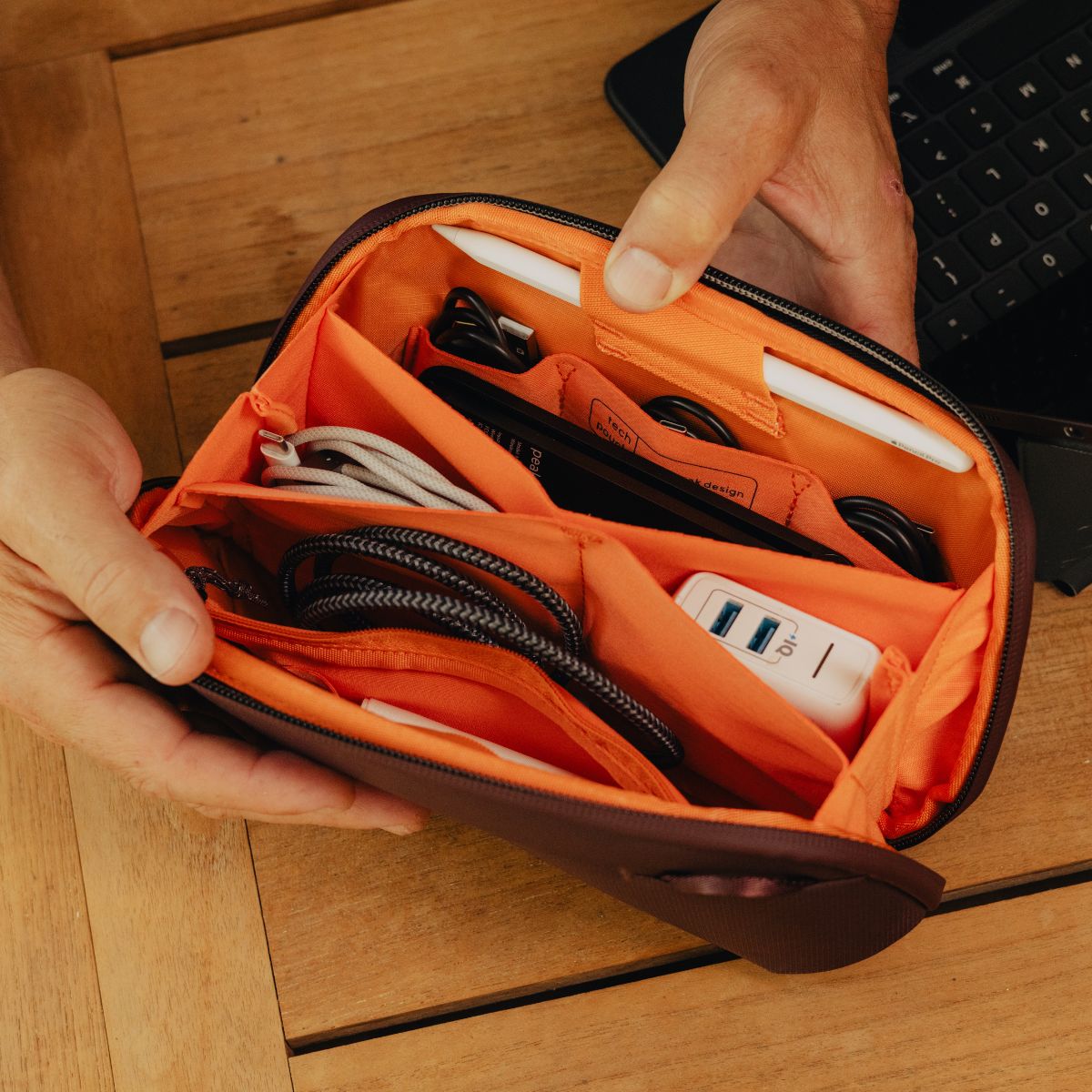 Tech Pouch Small