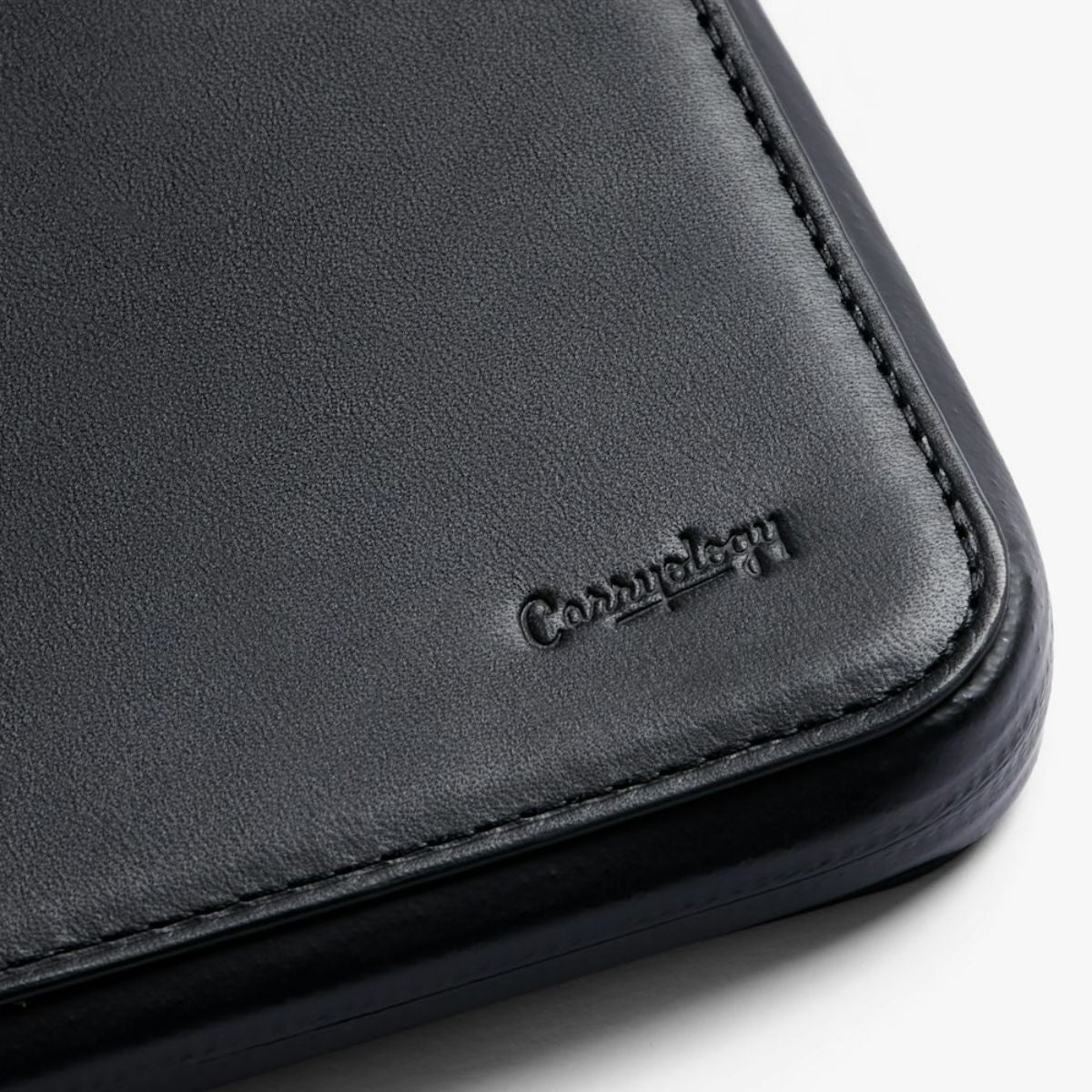 Travel Folio - Carryology Essential Edition