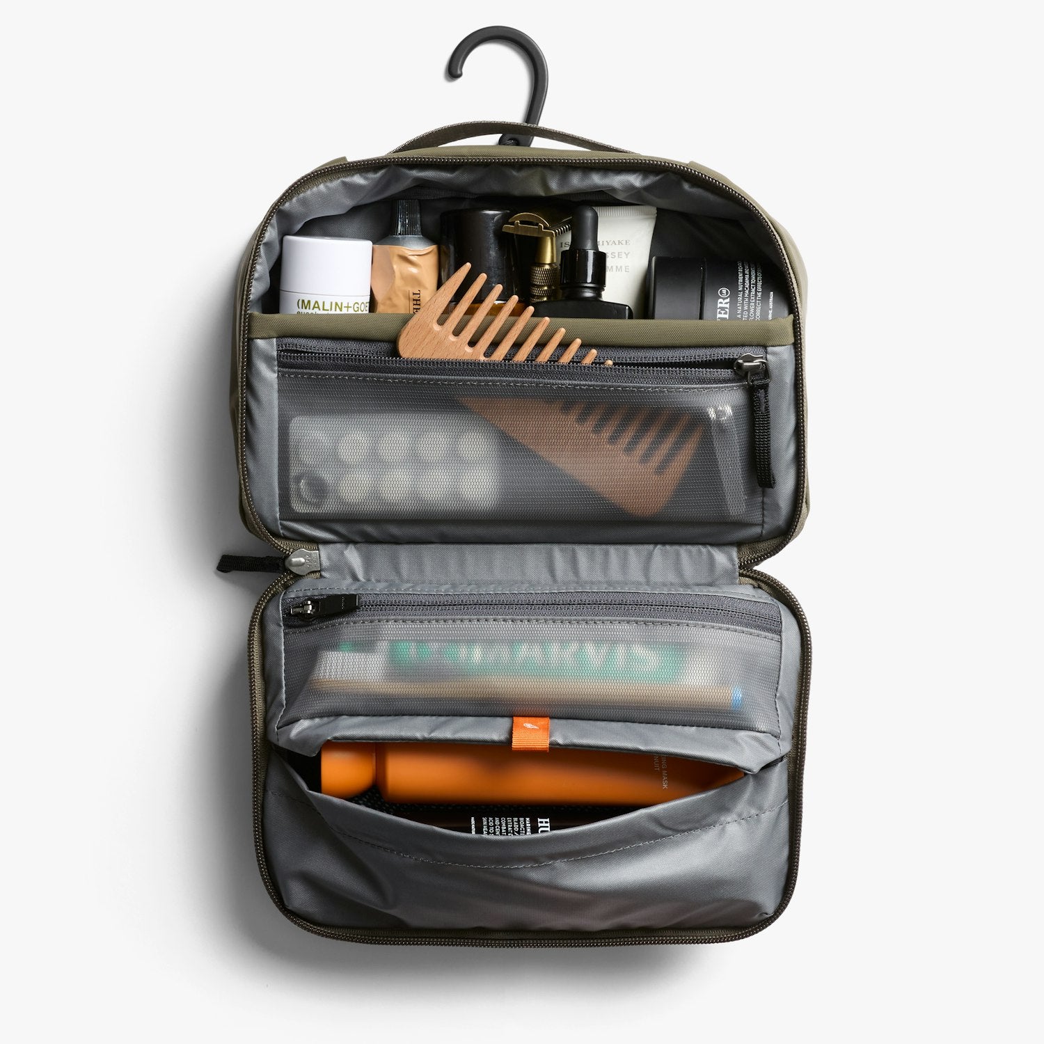 Hanging Toiletry Kit