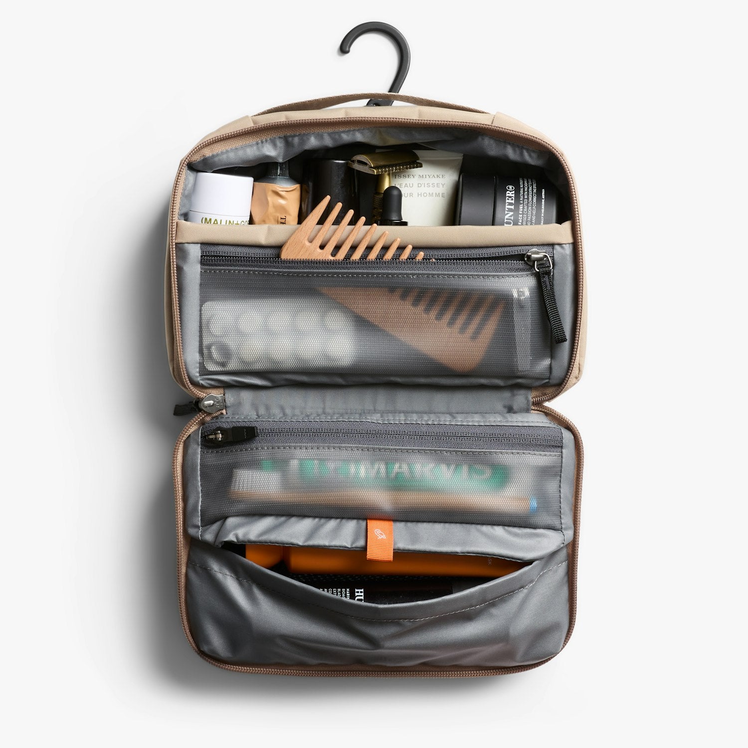 Hanging Toiletry Kit