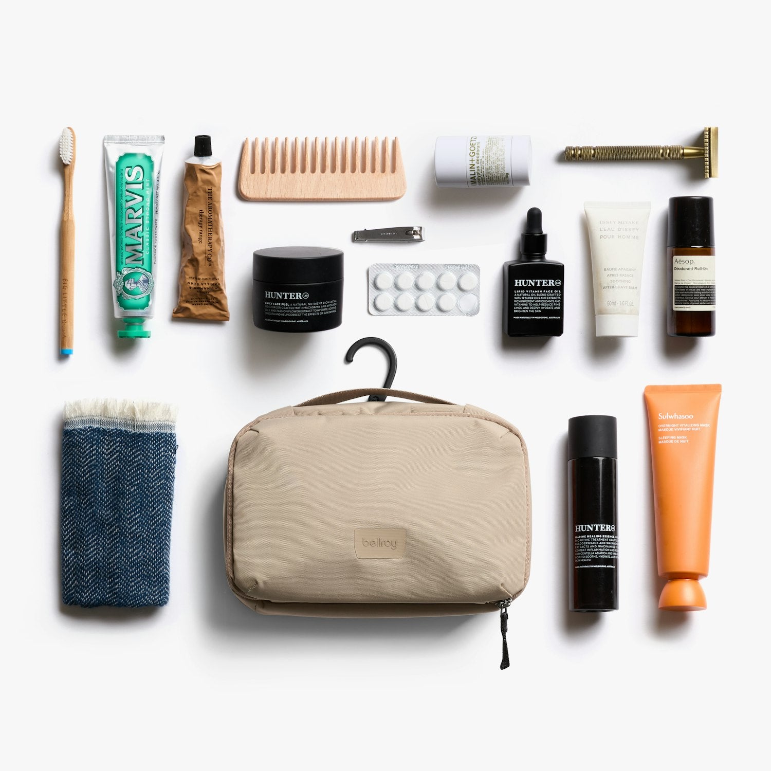 Hanging Toiletry Kit