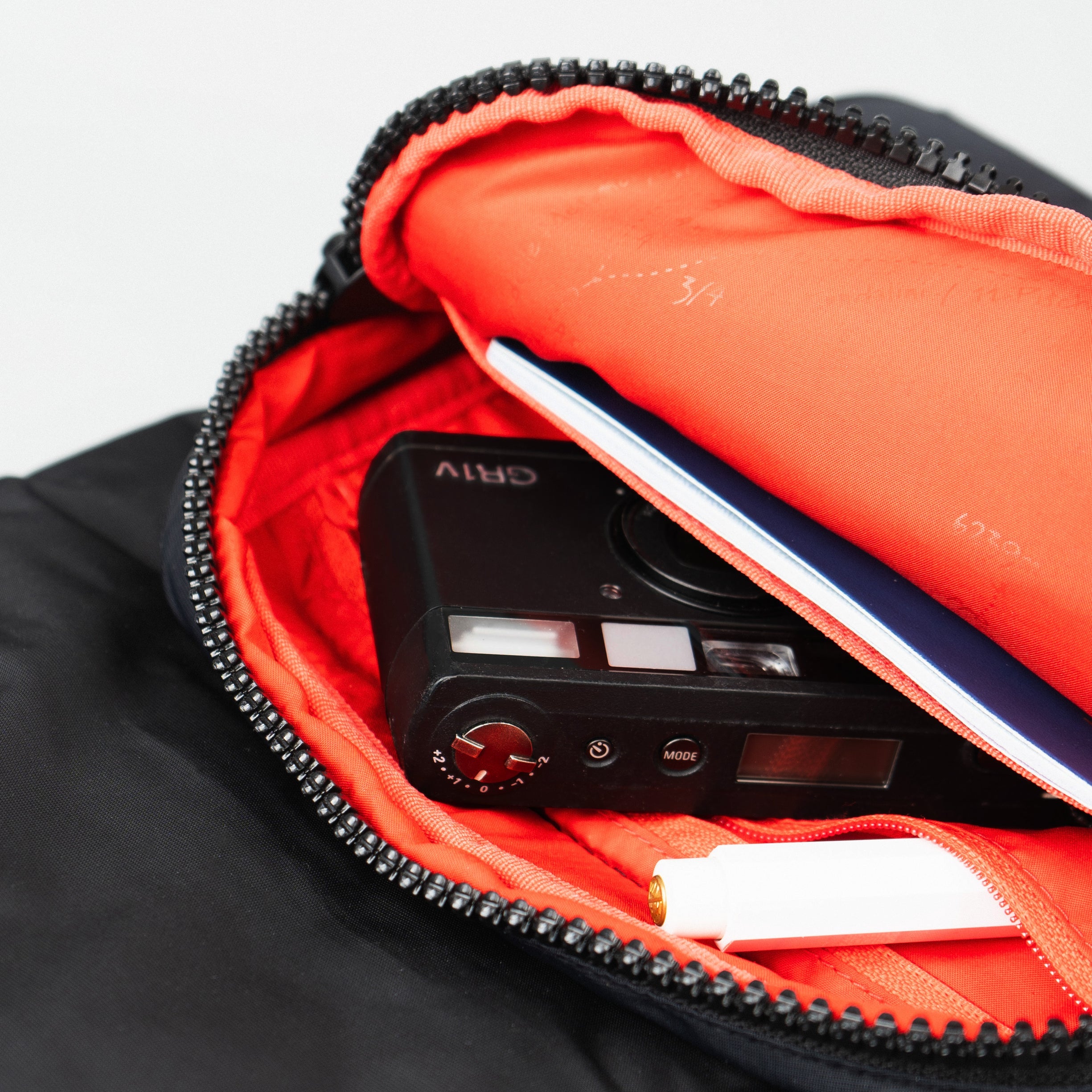 Topologie A-Frame Bag Small – Suburban