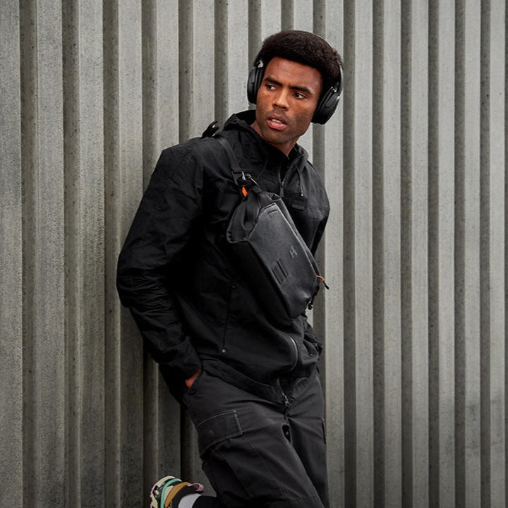 Bellroy X Carryology Chimera – Suburban