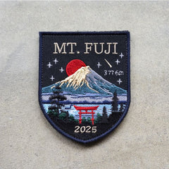 2025 年富士山登頂紀念補丁套裝