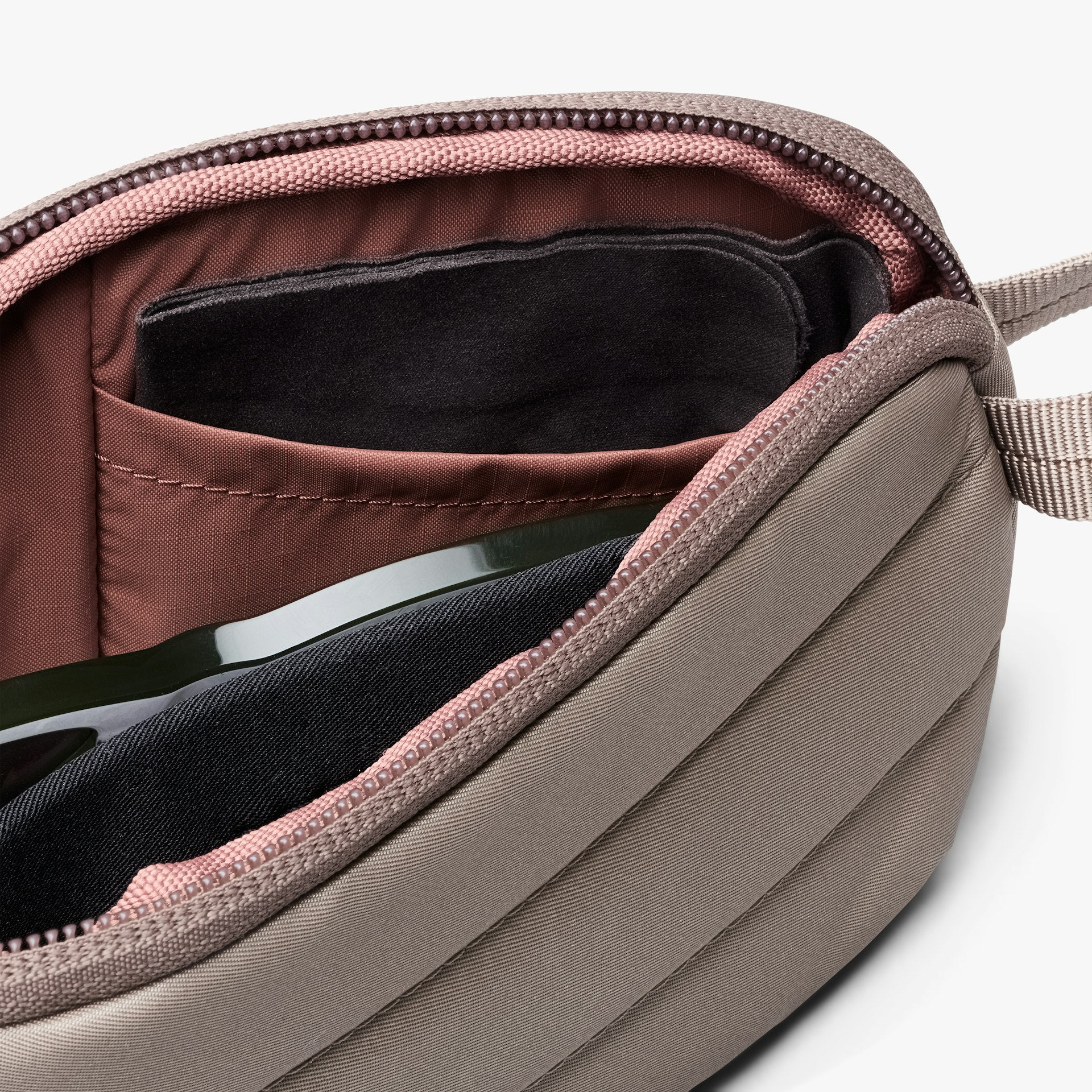 Bellroy Laneway Totepack 18L in Seakelp - Getoutside Shoes Bellroy Laneway Totepack 18L in Seakelp - Getoutside Shoes